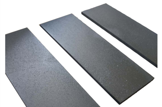 Iridium plating titanium plate